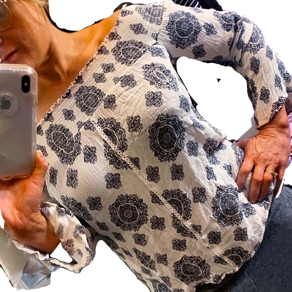 Society girl size can off the shoulders blouse